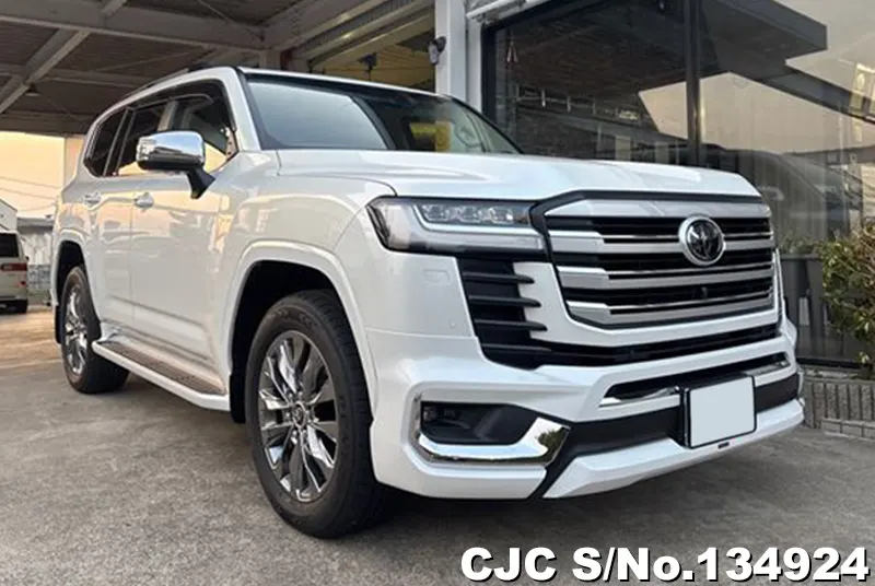 2022 Toyota / Land Cruiser Stock No. 134924