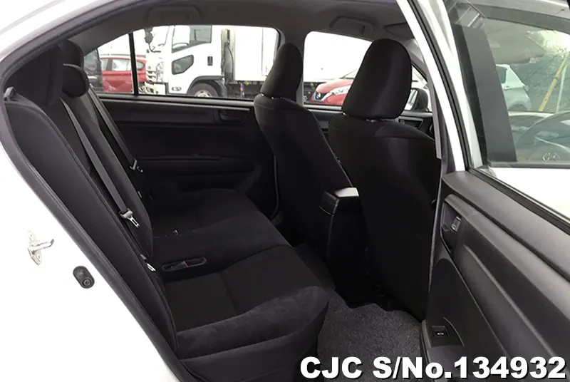 2018 Toyota / Corolla Axio Stock No. 134932