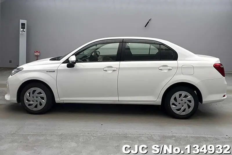 2018 Toyota / Corolla Axio Stock No. 134932