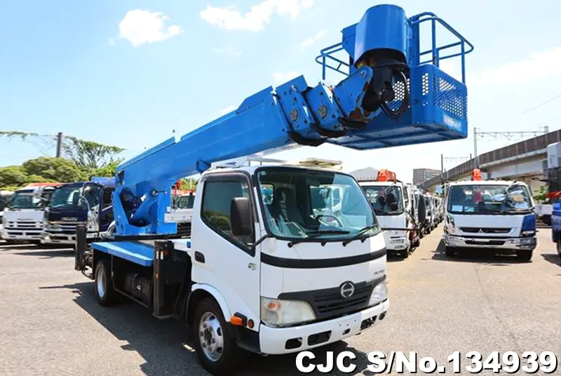 2011 Hino / Dutro Stock No. 134939