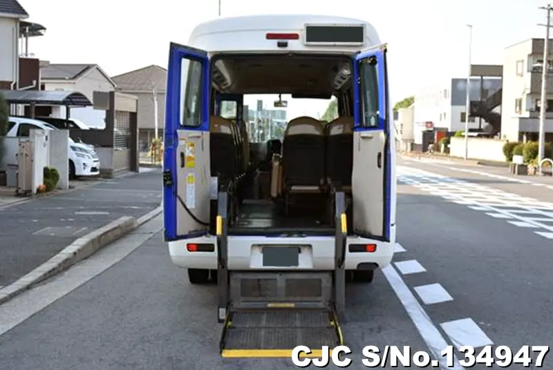 2009 Mitsubishi / Rosa Stock No. 134947