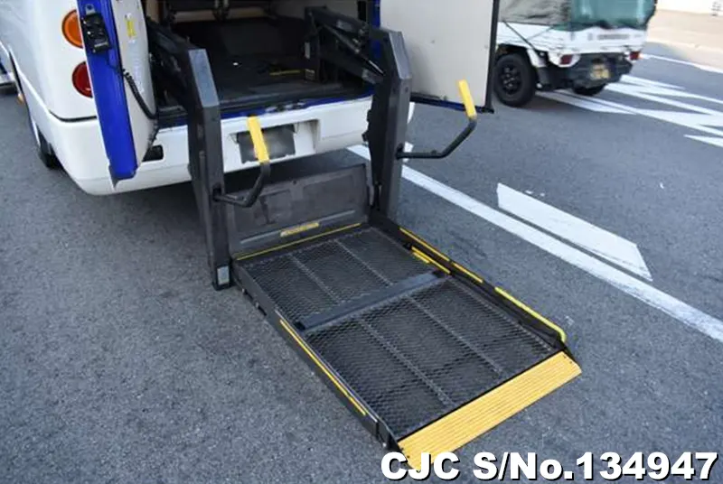 2009 Mitsubishi / Rosa Stock No. 134947