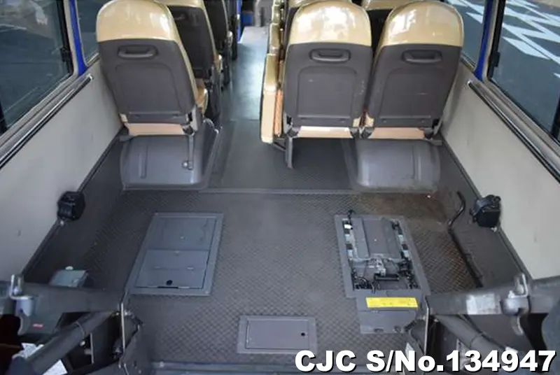 2009 Mitsubishi / Rosa Stock No. 134947
