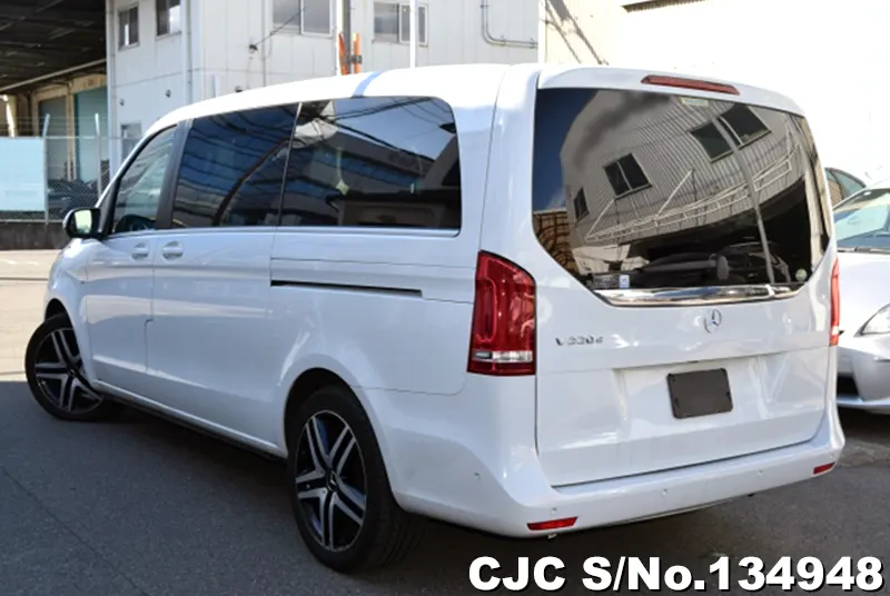 2015 Mercedes Benz / V Class Stock No. 134948