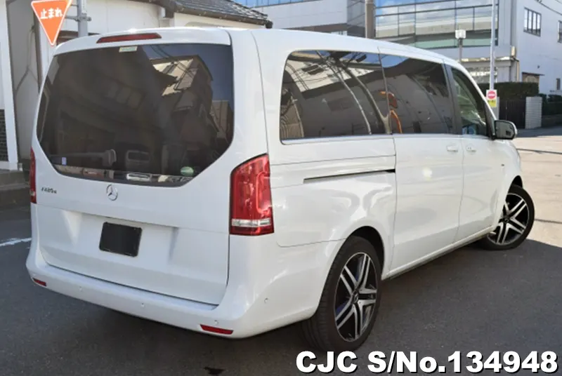2015 Mercedes Benz / V Class Stock No. 134948