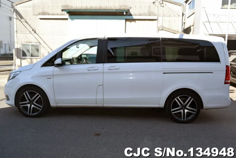 2015 Mercedes Benz / V Class Stock No. 134948