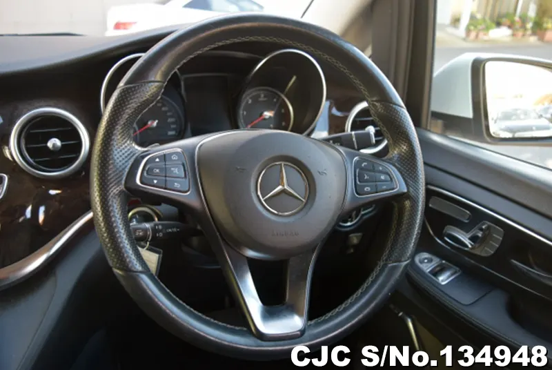 2015 Mercedes Benz / V Class Stock No. 134948
