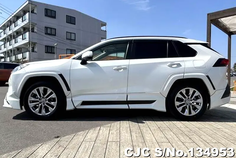 2021 Toyota / Rav4 Stock No. 134953