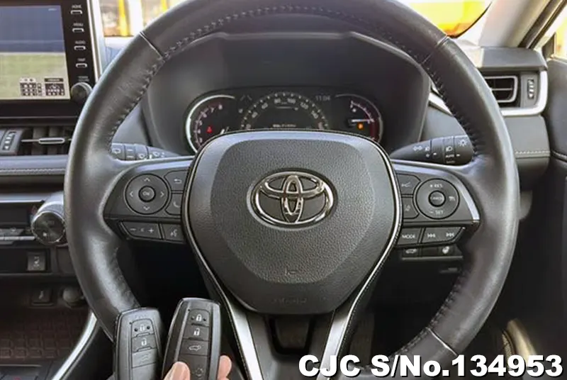 2021 Toyota / Rav4 Stock No. 134953