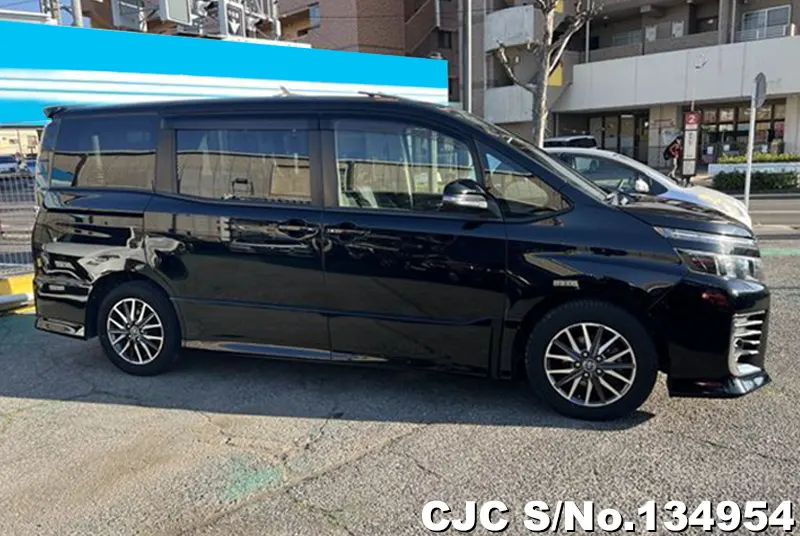 2016 Toyota / Voxy Stock No. 134954