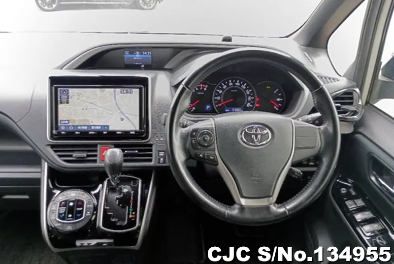 2019 Toyota / Voxy Stock No. 134955
