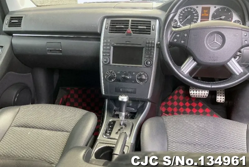 2010 Mercedes Benz / B Class Stock No. 134961