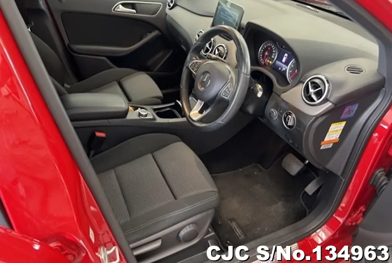 2017 Mercedes Benz / B Class Stock No. 134963