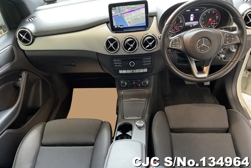 2018 Mercedes Benz / B Class Stock No. 134964