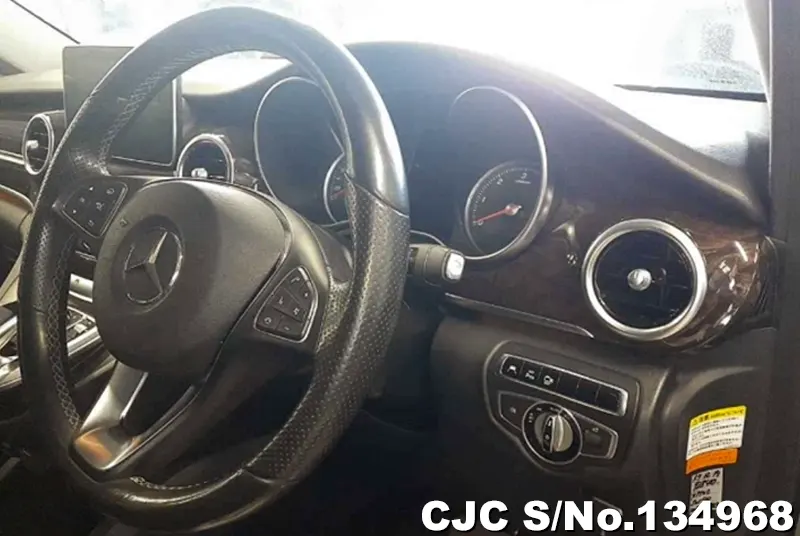2016 Mercedes Benz / V Class Stock No. 134968