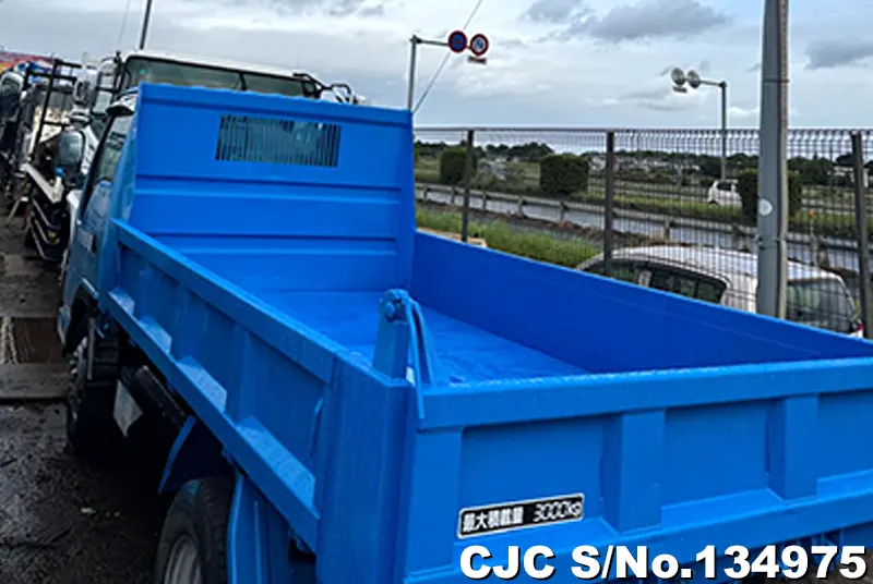 2006 Isuzu / Elf Stock No. 134975
