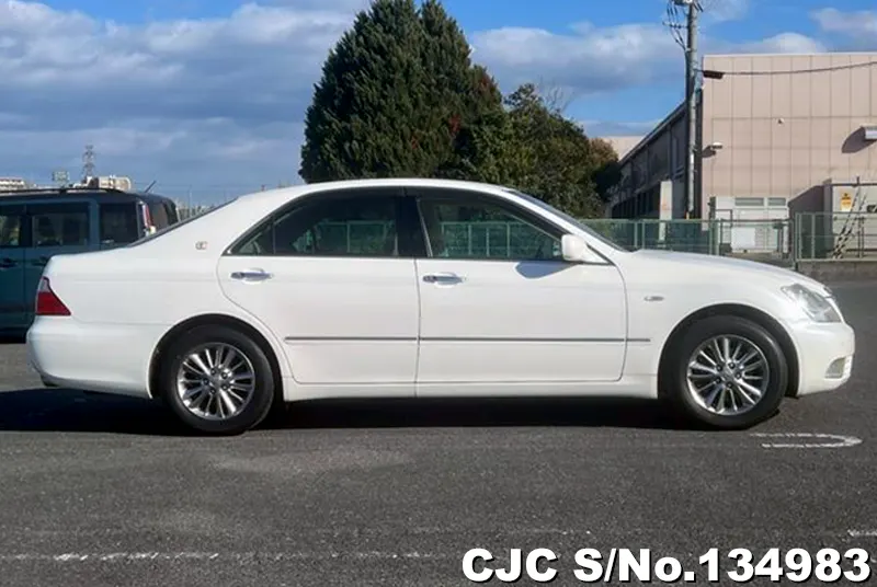 2008 Toyota / Crown Stock No. 134983