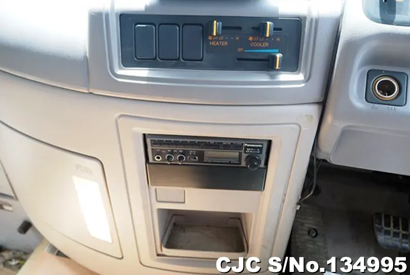 1999 Hino / Liesse Stock No. 134995