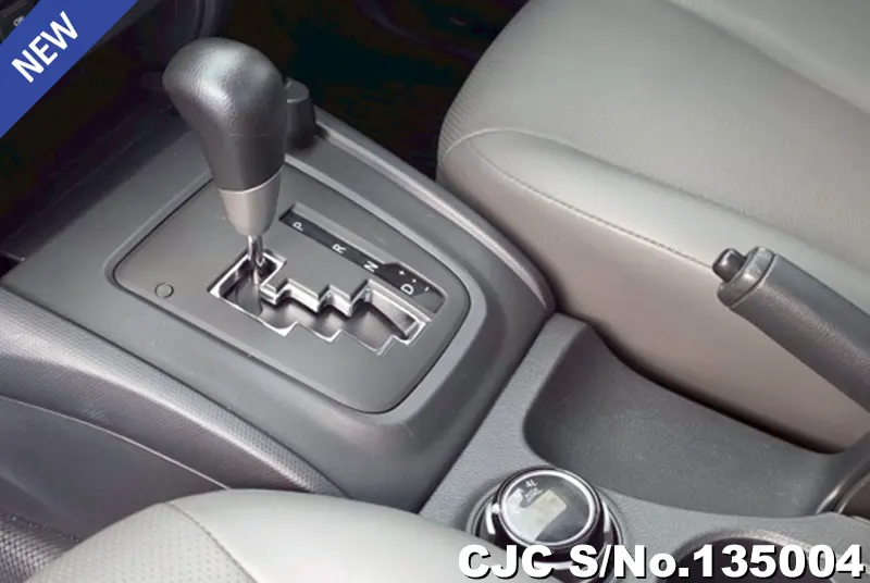 2023 Mitsubishi / Triton Stock No. 135004
