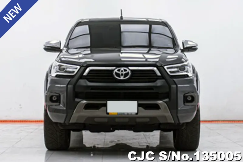 2023 Toyota / Hilux Stock No. 135005