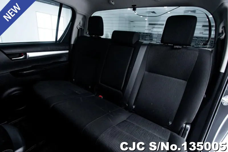2023 Toyota / Hilux Stock No. 135005