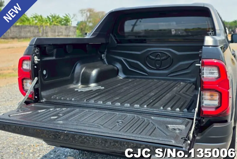 2023 Toyota / Hilux / Revo Rocco Stock No. 135006