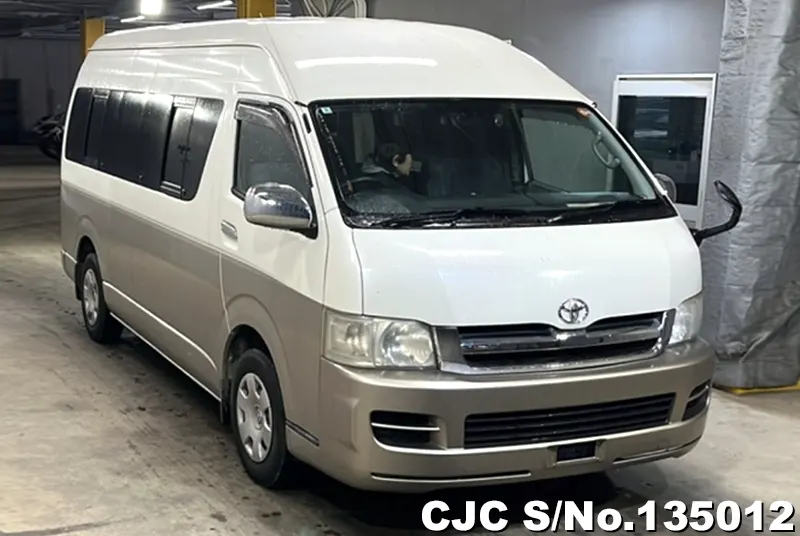 2006 Toyota / Hiace Stock No. 135012