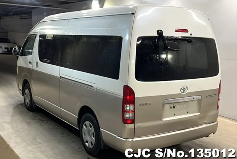 2006 Toyota / Hiace Stock No. 135012