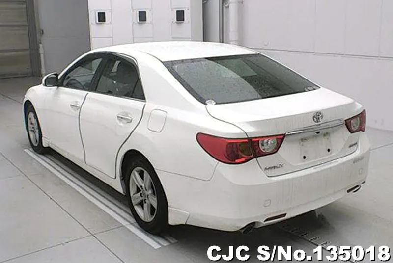 2013 Toyota / Mark X Stock No. 135018
