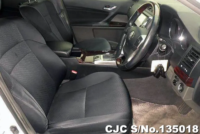 2013 Toyota / Mark X Stock No. 135018