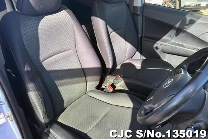 2012 Toyota / Ractis Stock No. 135019