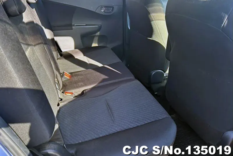 2012 Toyota / Ractis Stock No. 135019