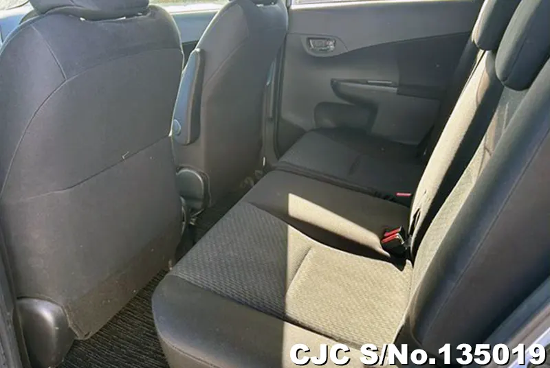 2012 Toyota / Ractis Stock No. 135019