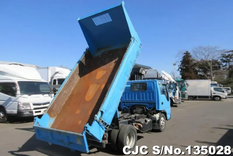 2008 Isuzu / Elf Stock No. 135028