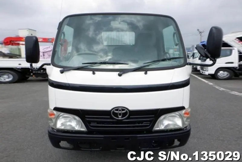 2011 Toyota / Dyna Stock No. 135029