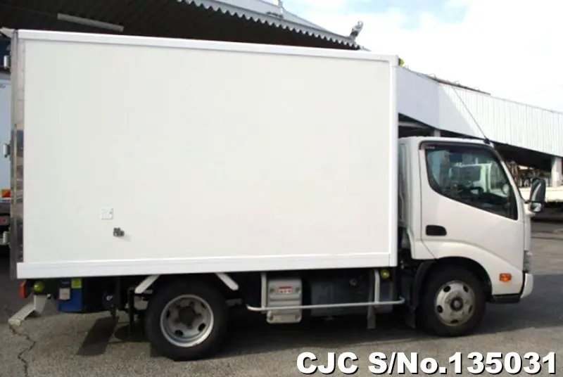 2020 Hino / Dutro Stock No. 135031
