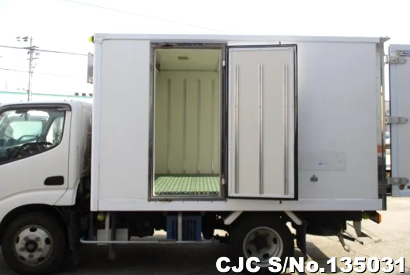 2020 Hino / Dutro Stock No. 135031