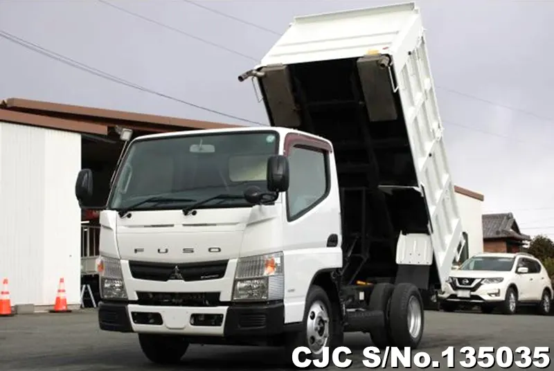 2015 Mitsubishi / Canter Stock No. 135035
