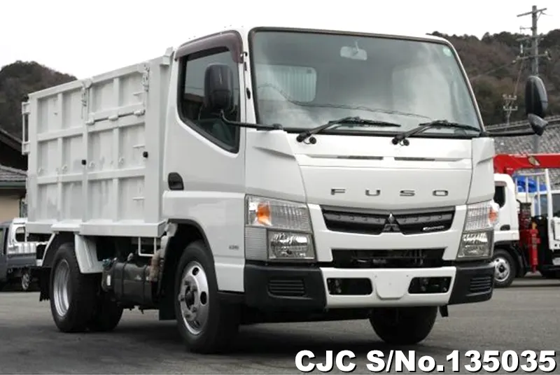 2015 Mitsubishi / Canter Stock No. 135035
