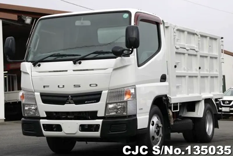 2015 Mitsubishi / Canter Stock No. 135035