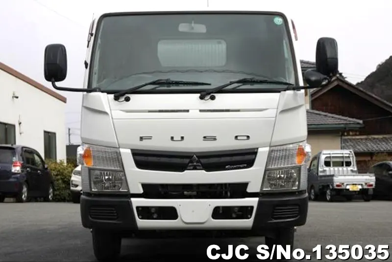 2015 Mitsubishi / Canter Stock No. 135035