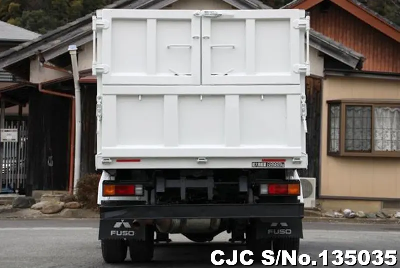 2015 Mitsubishi / Canter Stock No. 135035