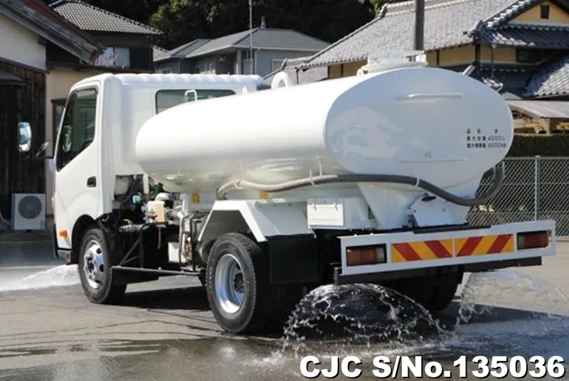 2013 Hino / Dutro Stock No. 135036