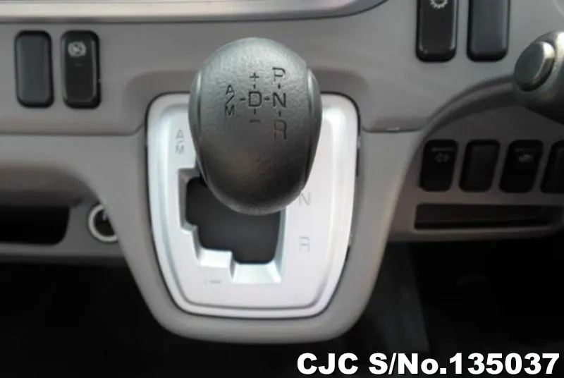 2018 Nissan / Atlas Stock No. 135037