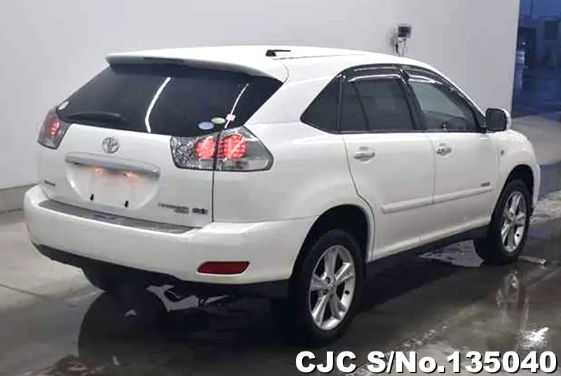 2010 Toyota / Harrier Stock No. 135040