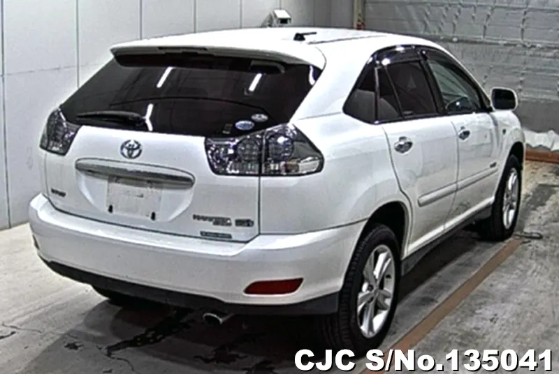 2010 Toyota / Harrier Stock No. 135041
