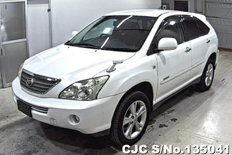 2010 Toyota / Harrier Stock No. 135041