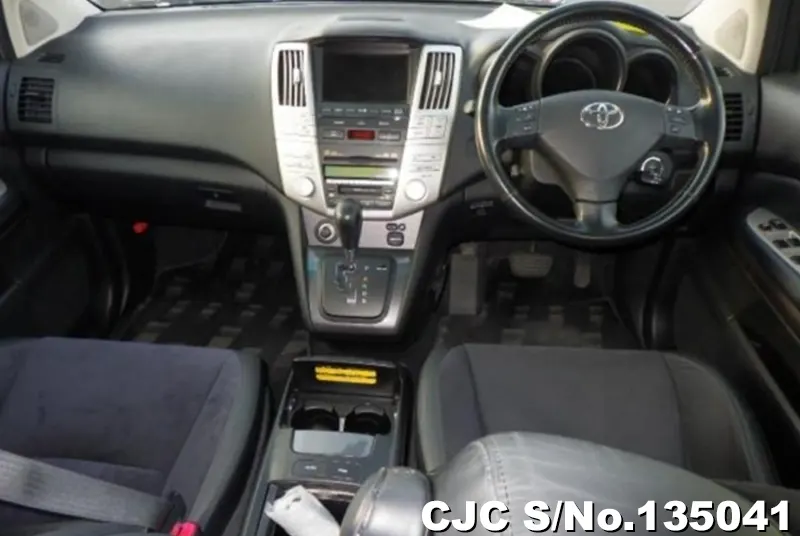 2010 Toyota / Harrier Stock No. 135041