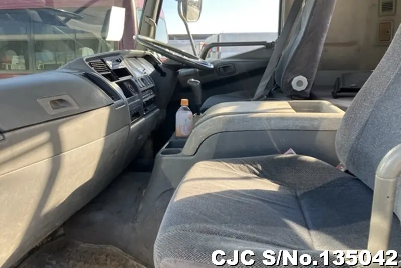 1992 Mitsubishi / Fuso Fighter Stock No. 135042