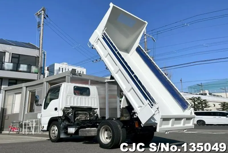 2016 Isuzu / Elf Stock No. 135049